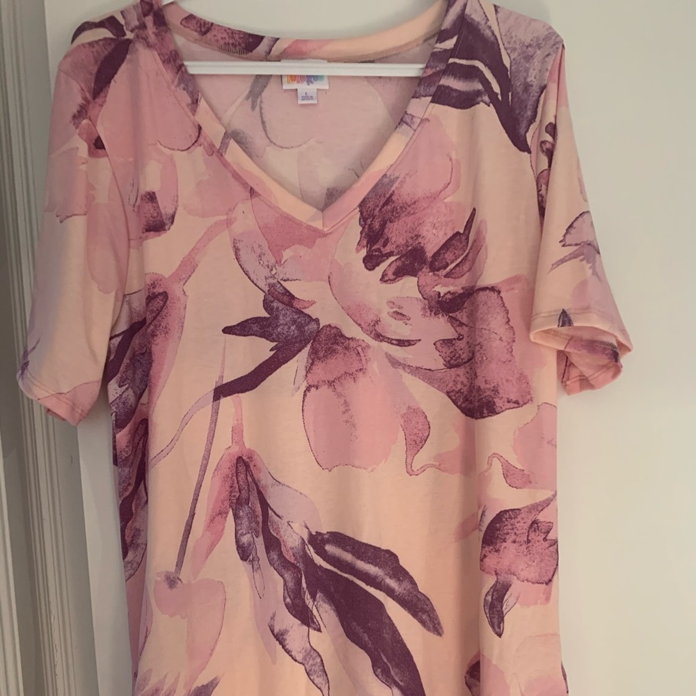 2/$40 Lularoe lg iris